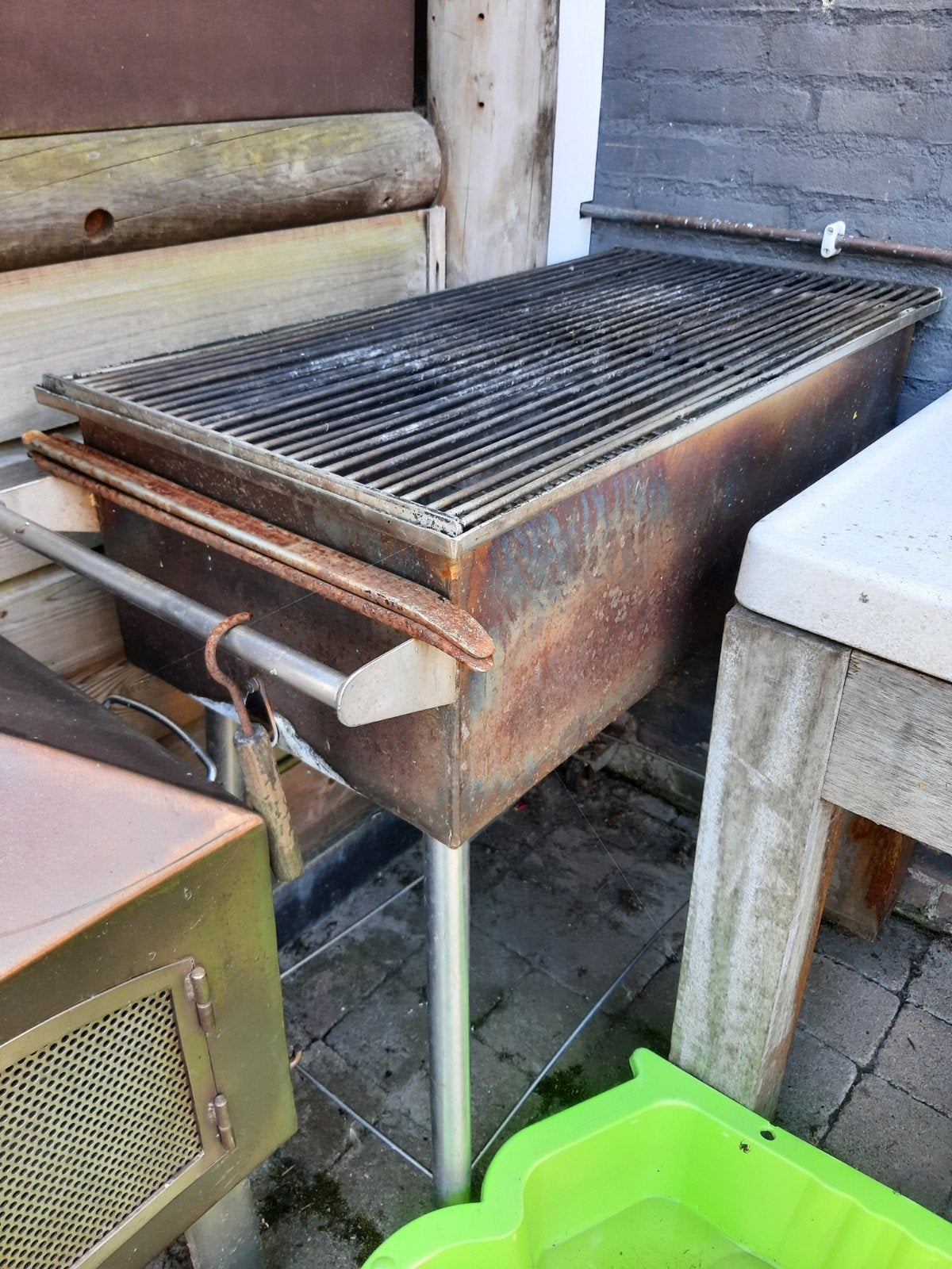 Grote RVS BBQ - Ideaal voor feesten en partijen, Ophalen, Gebruikt, Onbekend