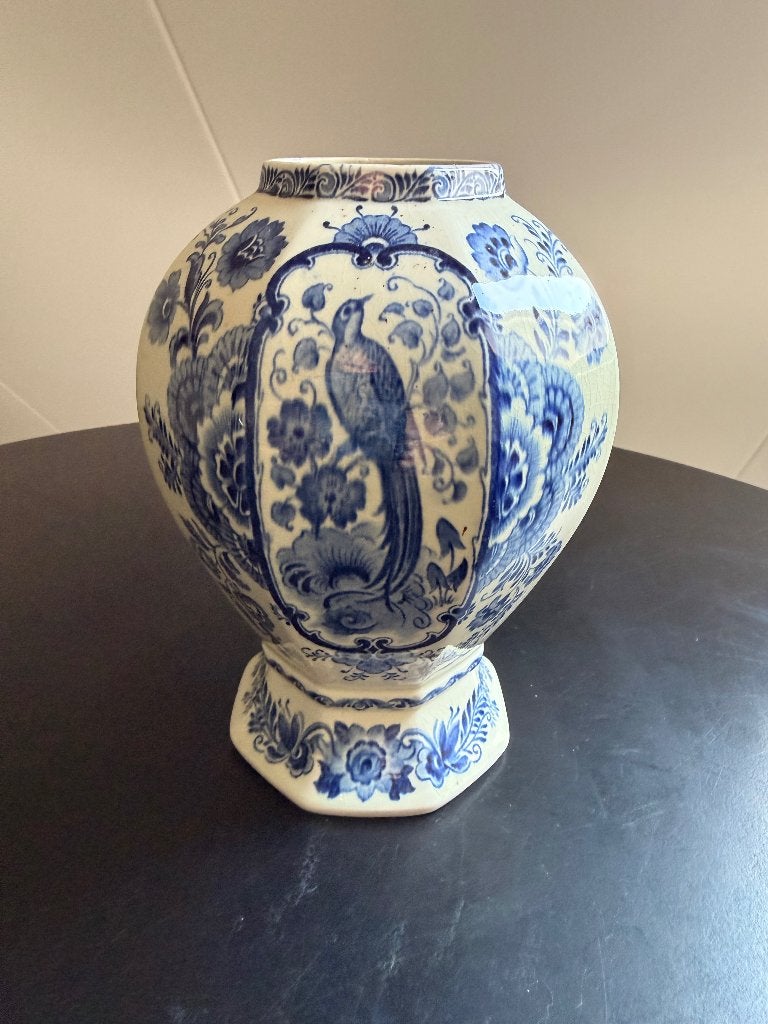 Achtkantige kaststelvaas ' Delfts blauw', Antiek en Kunst, Ophalen of Verzenden
