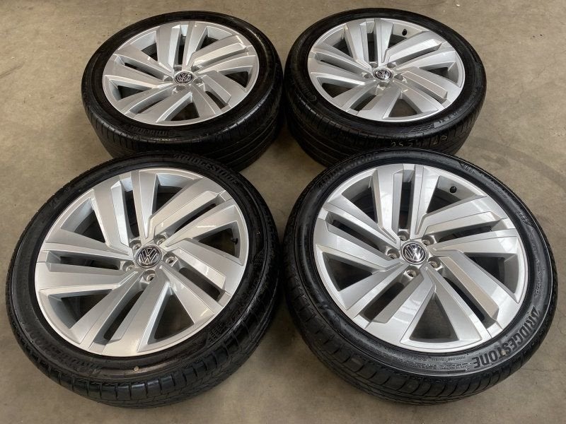 20 inch originele velgen + zomerbanden Volkswagen Tiguan, Gebruikt, 255 mm, -, -