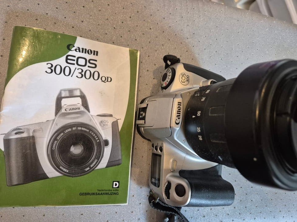 Canon EOS 300 Analoge Spiegelreflexcamera met Tamron lens, Ophalen of Verzenden, Gebruikt, Spiegelreflex, Canon