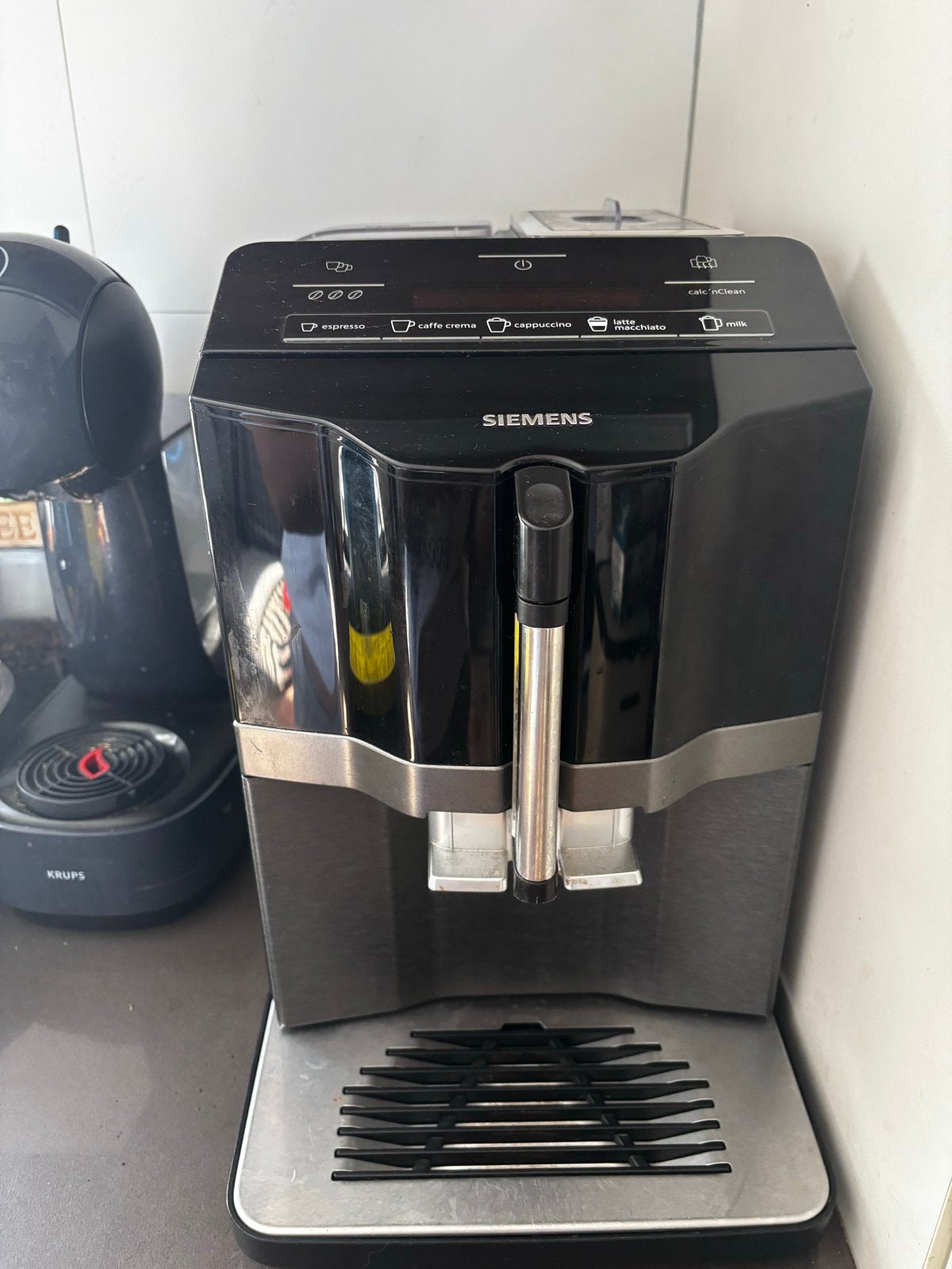 Siemens EQ6/Surpresso-serie koffiemachine - defect, Witgoed en Apparatuur, Koffiezetapparaten, Ophalen, Afneembaar waterreservoir