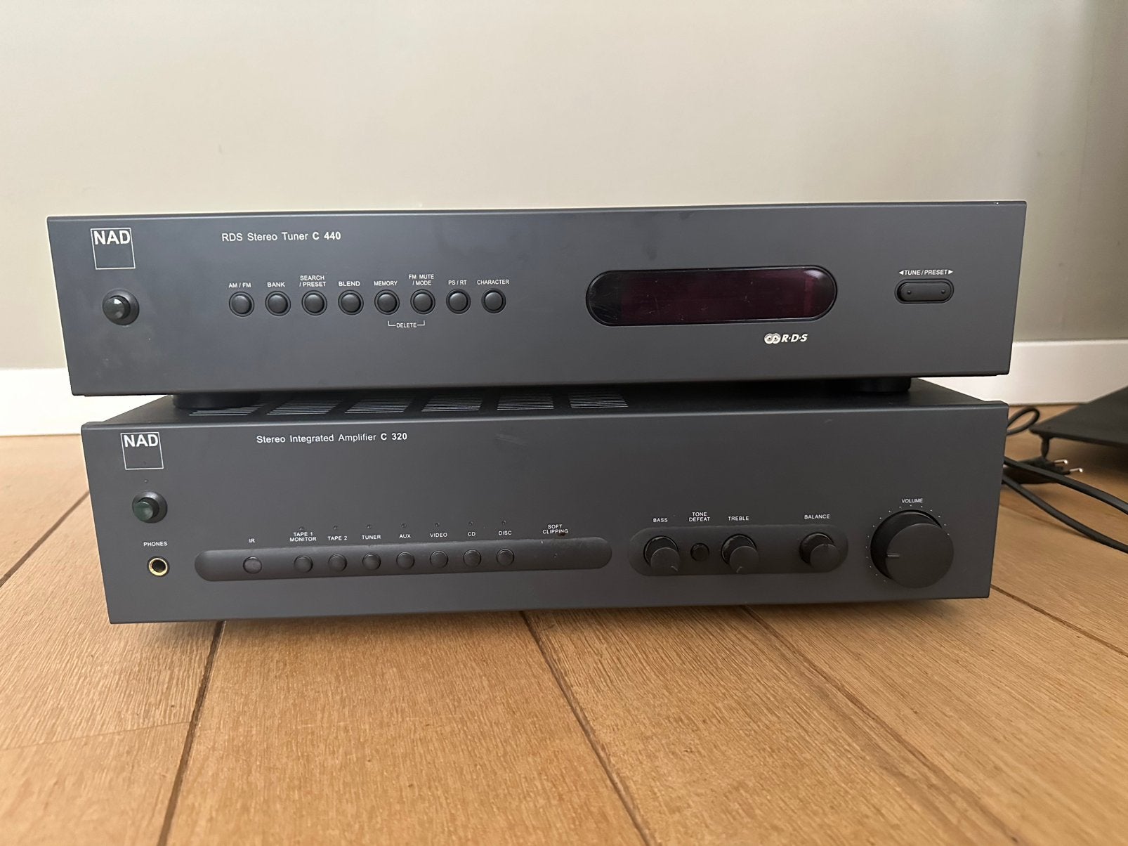 Stereo set, NAD, tuner en versterker, Ophalen, Nieuw, Tuner of Radio, Overige merken