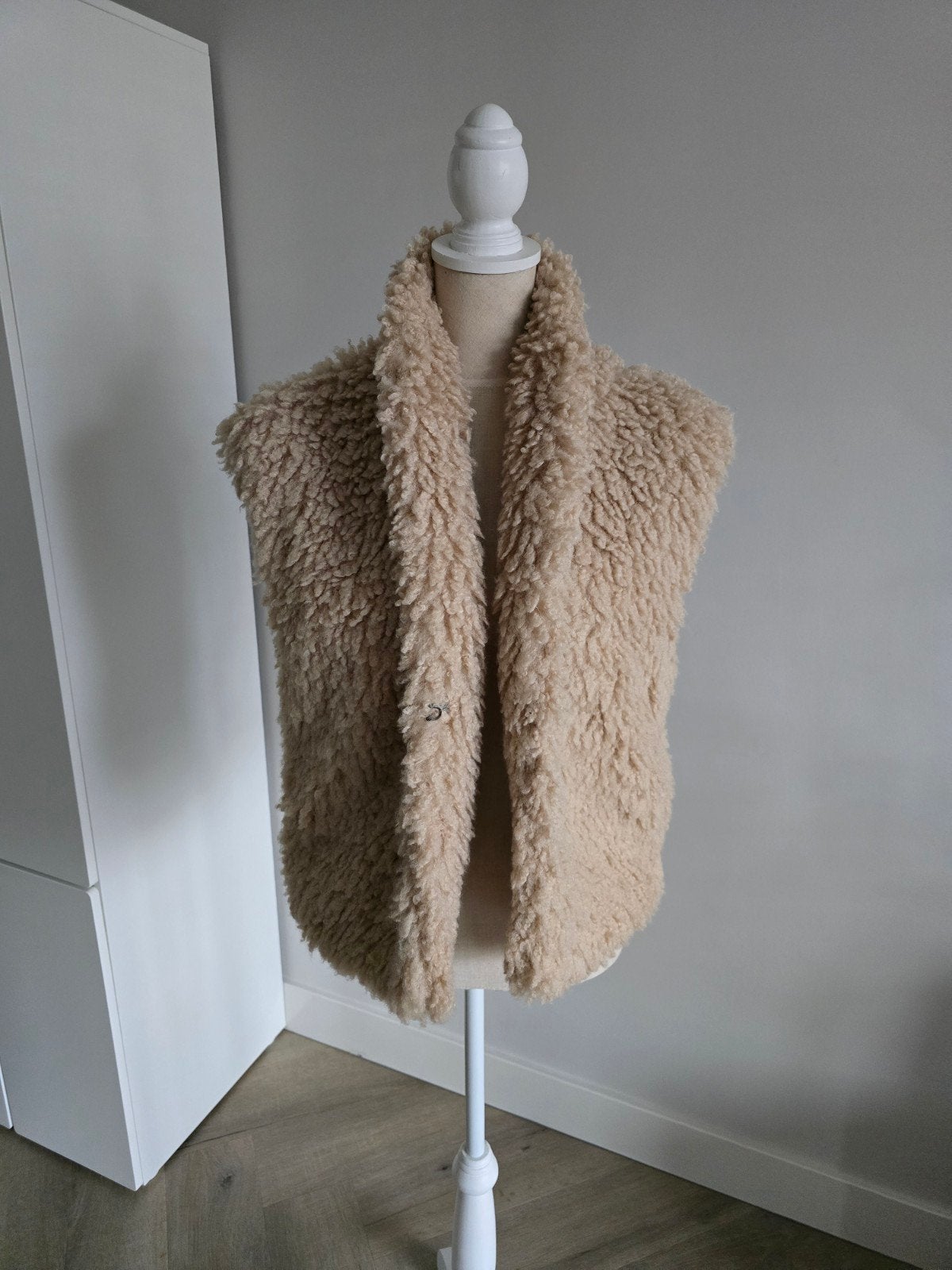 Zeer mooi Loavies Vest Beige In Maat XS/S Gilet, Beige, Ophalen of Verzenden, Maat 36 (S), Loavies