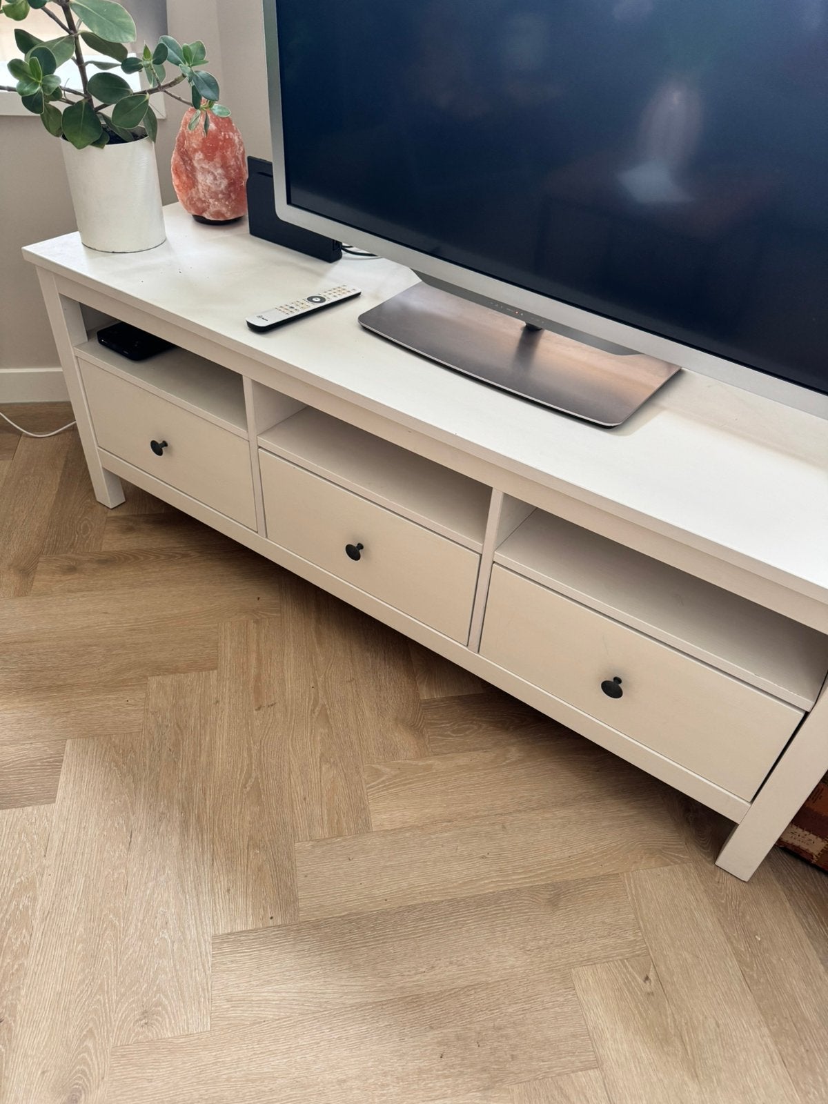 Massief hout TV Meubel Ikea Hemnes, Ophalen, Gebruikt, 100 tot 150 cm, Minder dan 100 cm