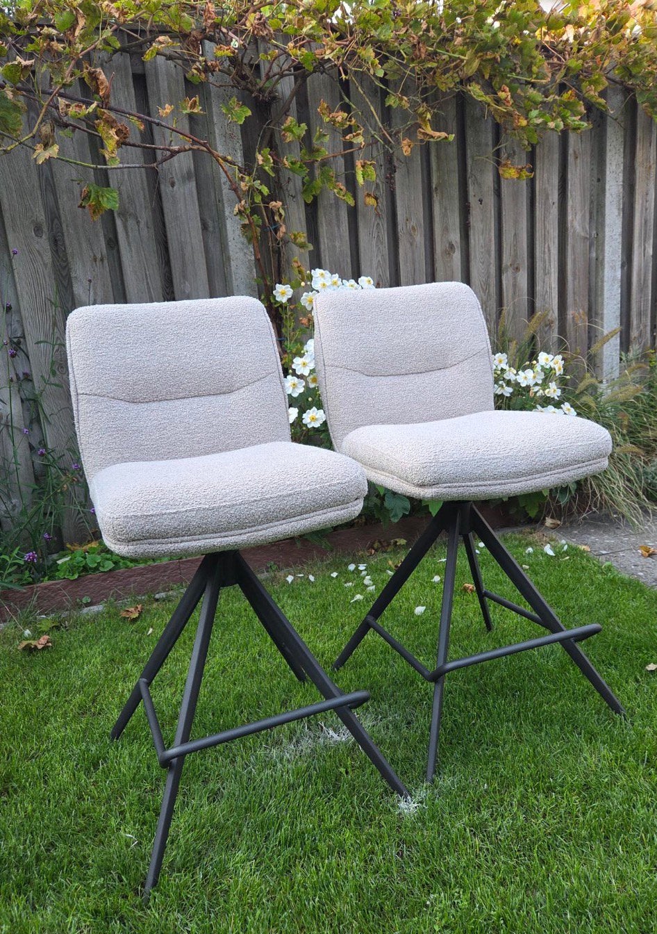 Hoge stoelen/barkrukken 2 stuks NIEUW, 2 krukken, Ophalen, Nieuw, 60 tot 90 cm