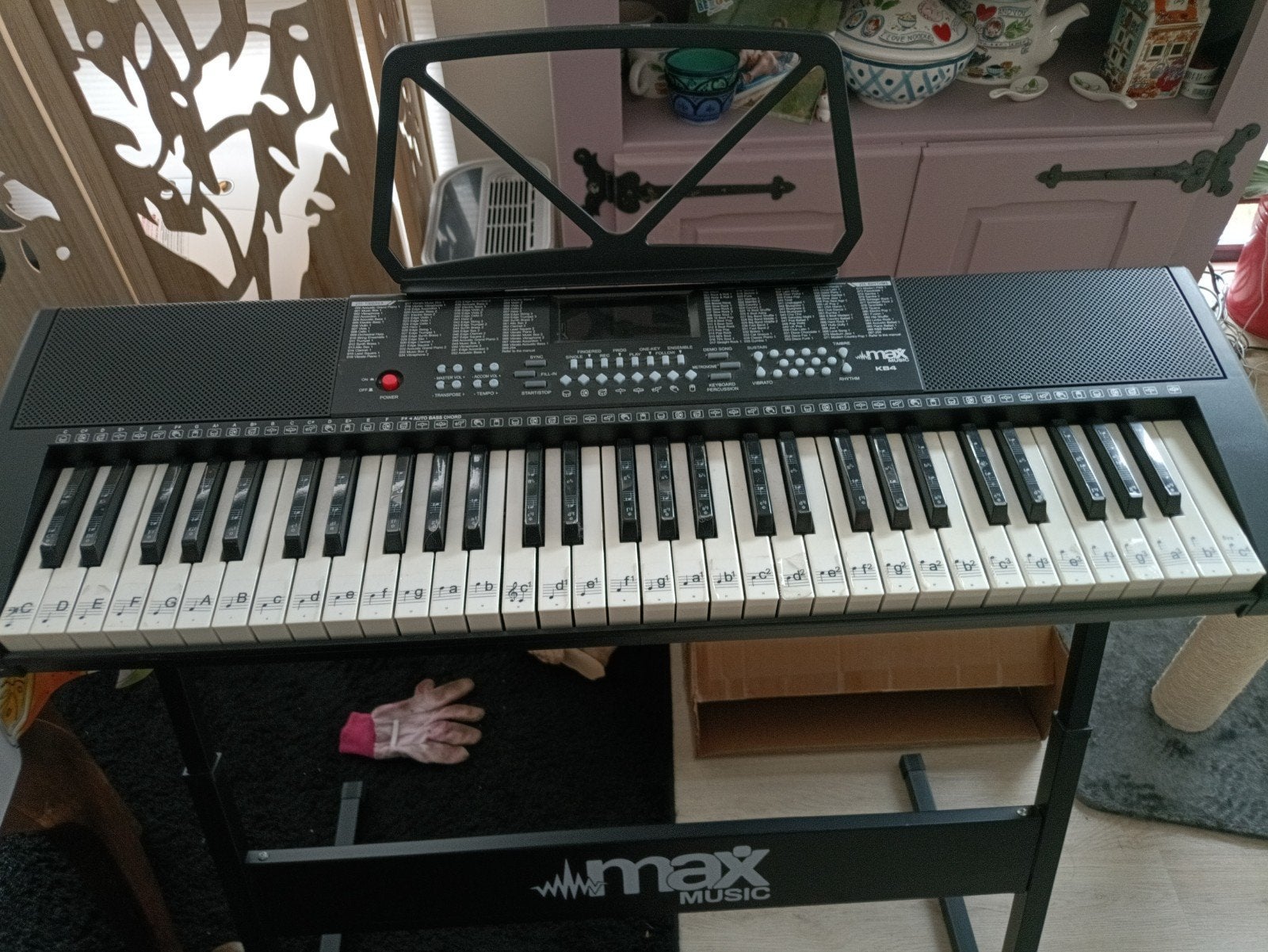 Max Music KB4 Keyboard met standaard en bladmuziekhouder, Overige merken, 61 toetsen, Ophalen of Verzenden, Zo goed als nieuw