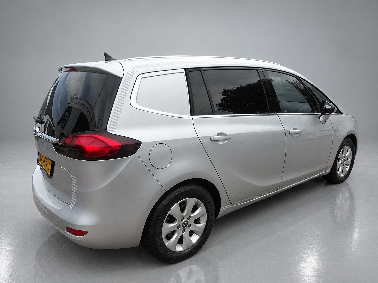 Opel ZAFIRA TOURER VAN 1.6 CDTI EU6 136 PK AIRCO CRUISE CONT, Dealer onderhouden, Gebruikt, Origineel Nederlands, 2 stoelen