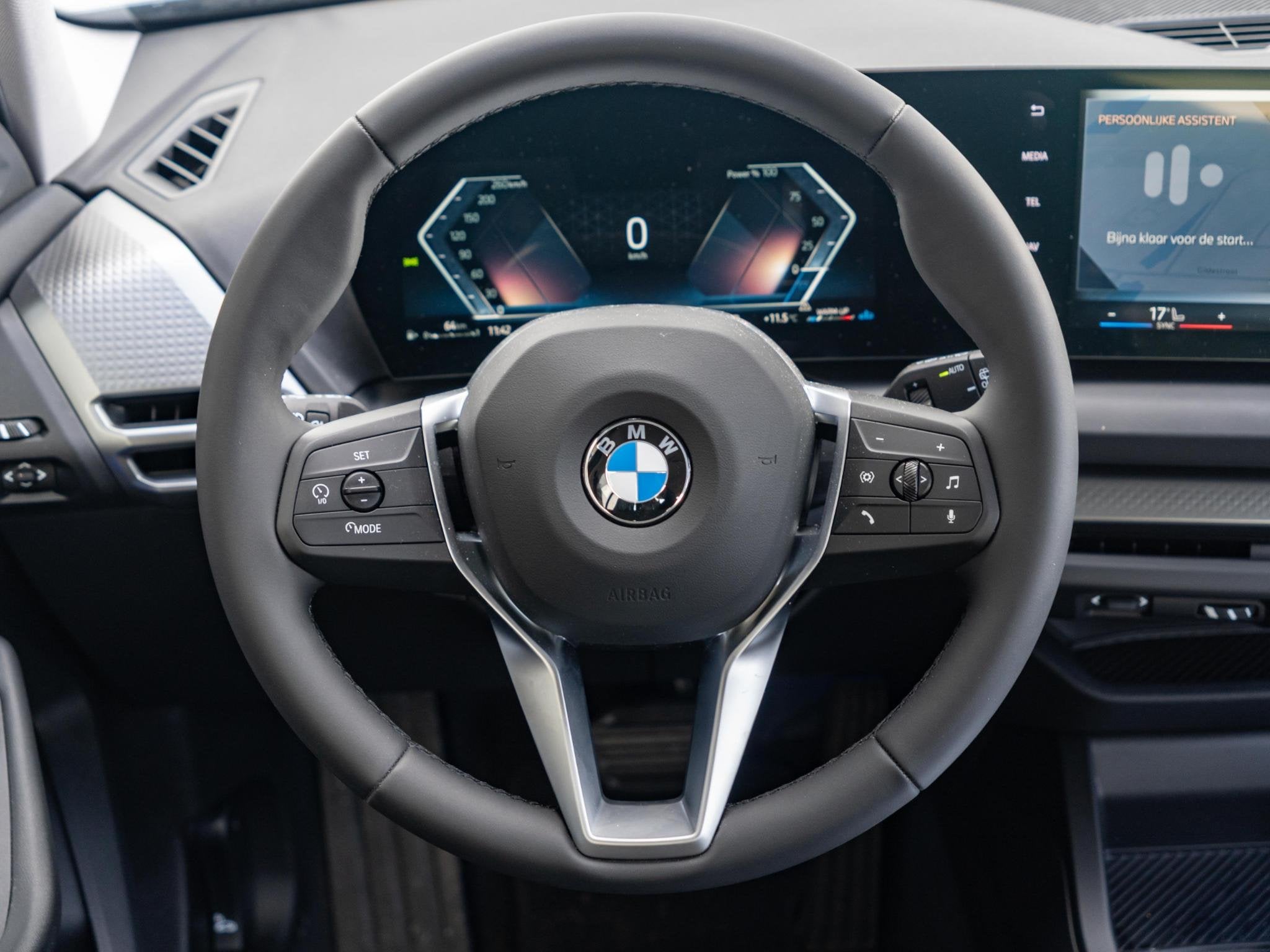 Foto 9 van BMW 1 Serie 120 | M Sport Design | Achteruitrijcamera | Stoe