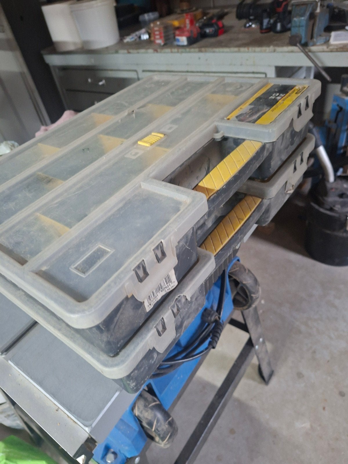Gevulde sorteerdoos met diverse bevestigingsmaterialen, Ophalen, Gebruikt, 50 tot 100 mm, Overige typen