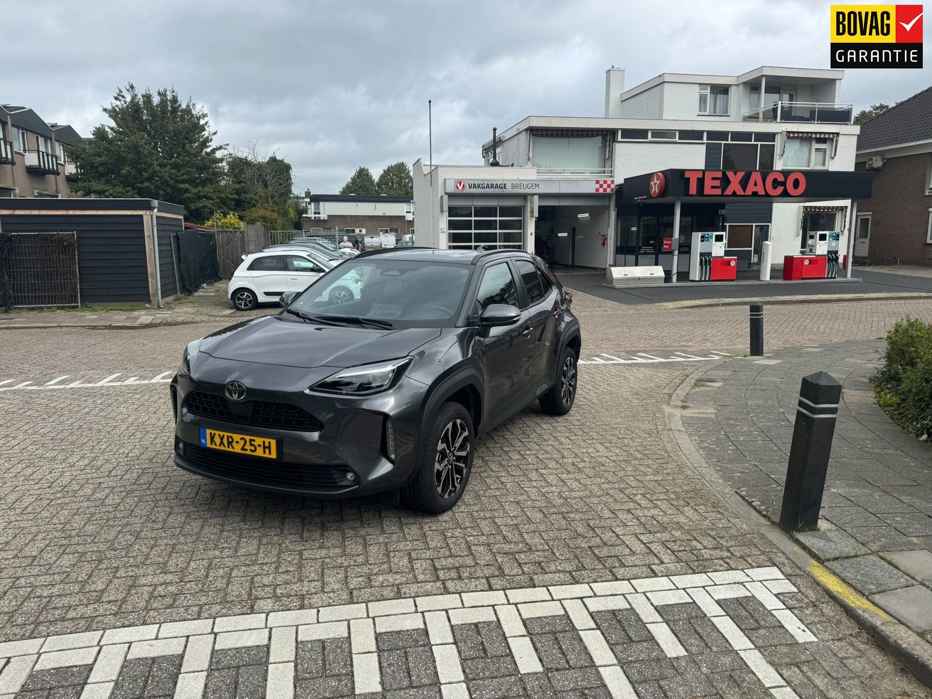 Toyota Yaris Cross 1.5 Hybrid 115 Business, Auto's, Gebruikt, 1165 kg, 1490 cc, Bedrijf