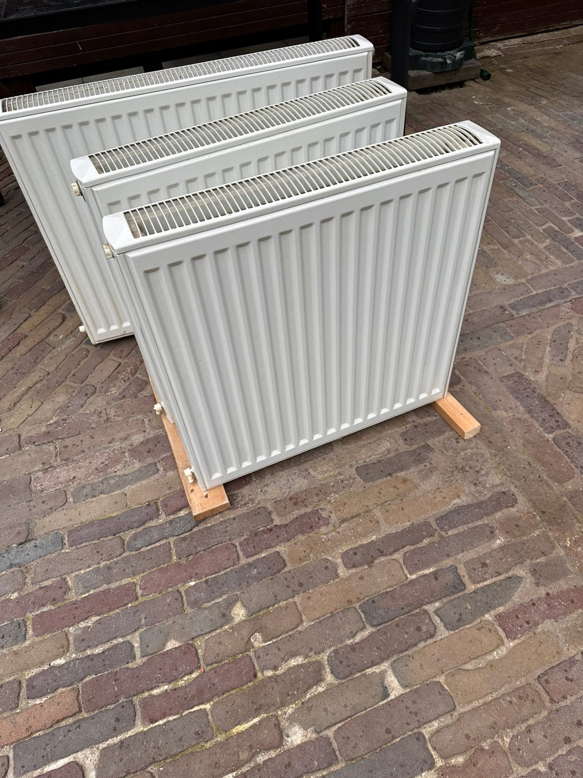 Radiator  60x60 cm 2 stuks, Doe-het-zelf en Verbouw, Verwarming en Radiatoren, Ophalen, 30 tot 80 cm, Gebruikt, Radiator