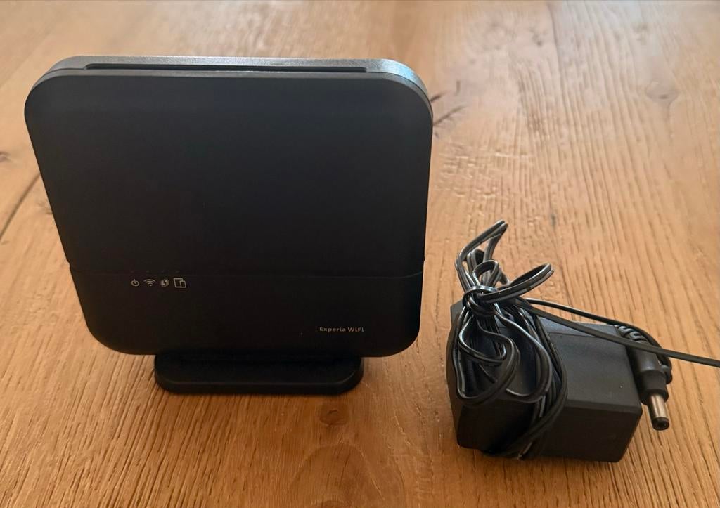 Arcadyan Experia WiFi punt, Computers en Software, Routers en Modems, Zo goed als nieuw, Router, Ophalen of Verzenden