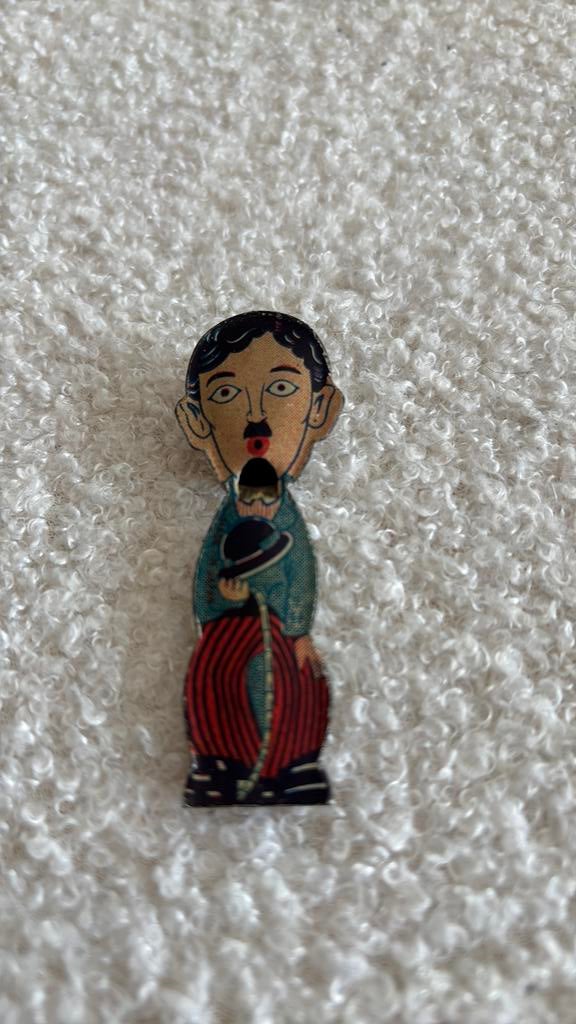 Oud blikken Charlie chaplin fluitje nr 2, Ophalen of Verzenden