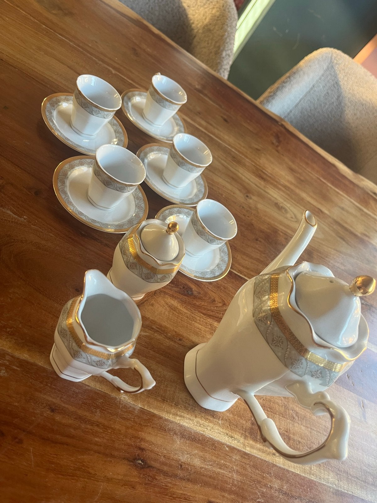 Elegant koffieservies met gouden randje, Ophalen, Overige merken, Klassiek, Zo goed als nieuw