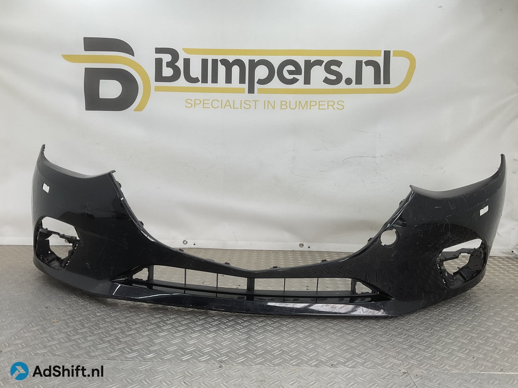 Bumper Mazda 3 BHN1-50031 2013-2018 Voorbumper B3-23358, Bumper
