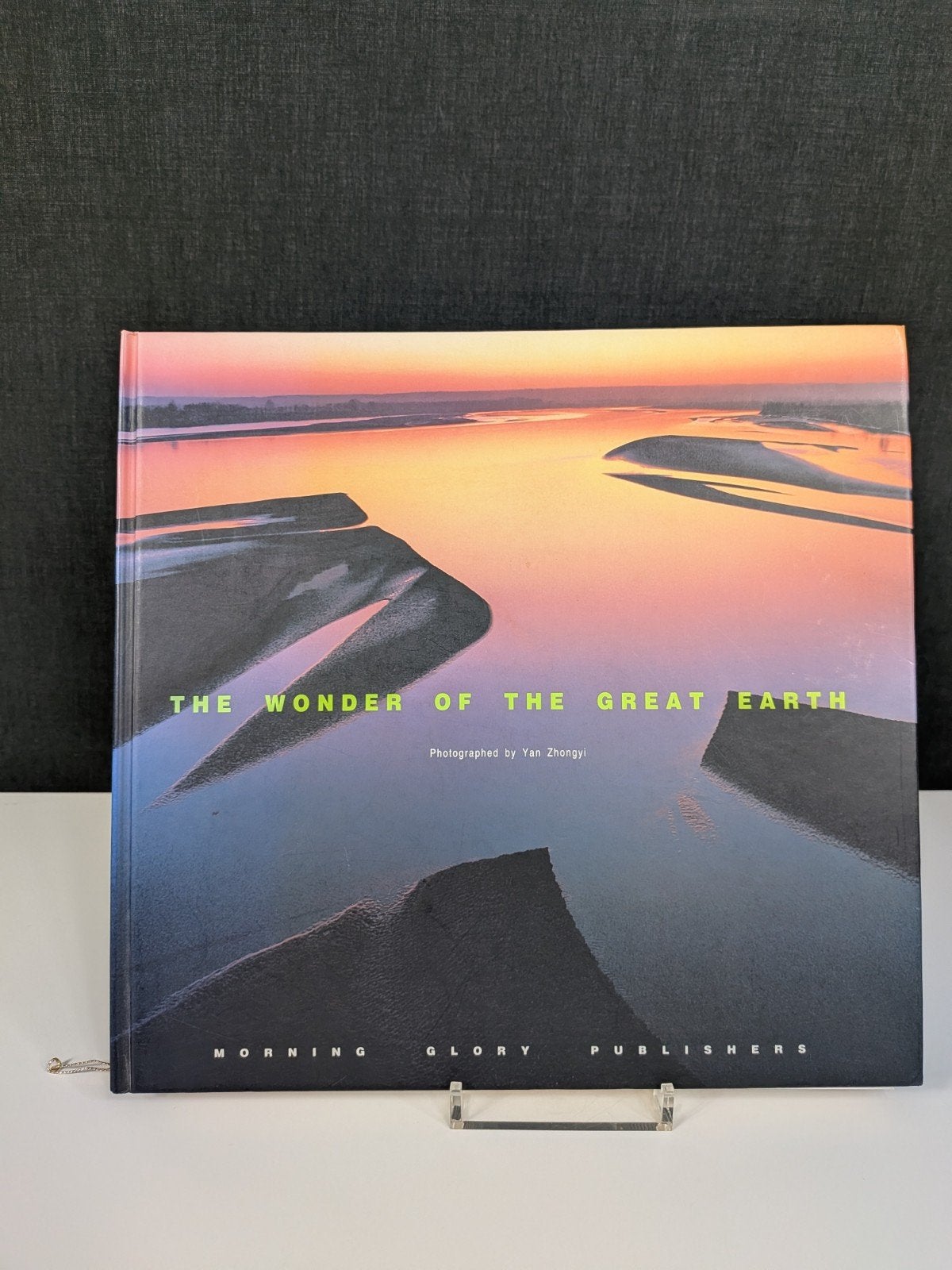 The Wonder of the Great Earth – Yan Zhongyi, Gelezen, Ophalen of Verzenden, Yan Zhongyi, Overige onderwerpen