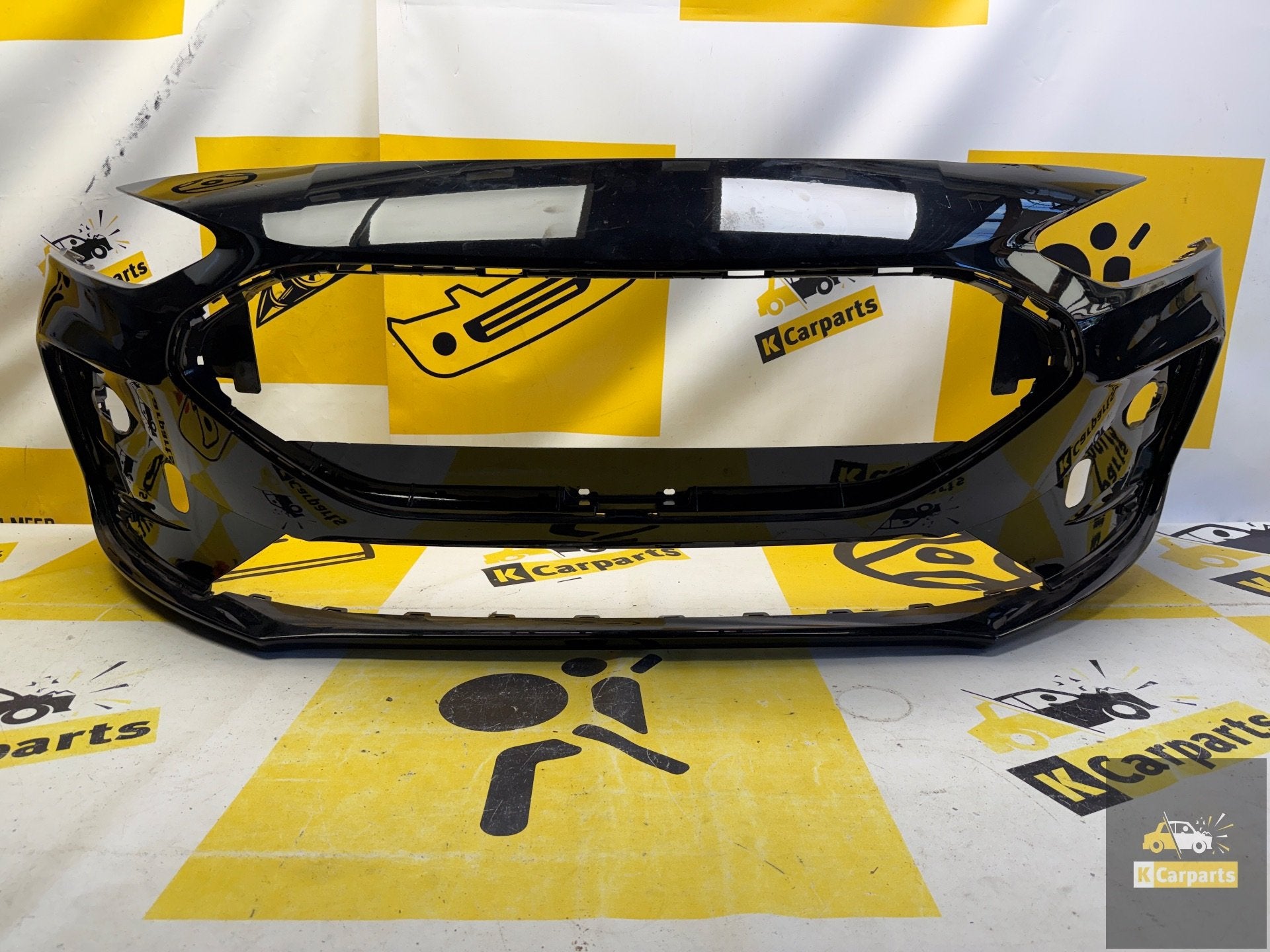 Ford Focus IV Facelift voorbumper NX7B-17C831-AA, Gebruikt, Voor, Info@ford.com, Ophalen of Verzenden