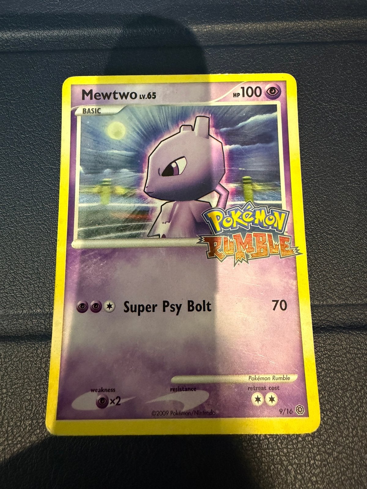 Mewtwo lv 65 rumble kaart, Ophalen of Verzenden, Zo goed als nieuw