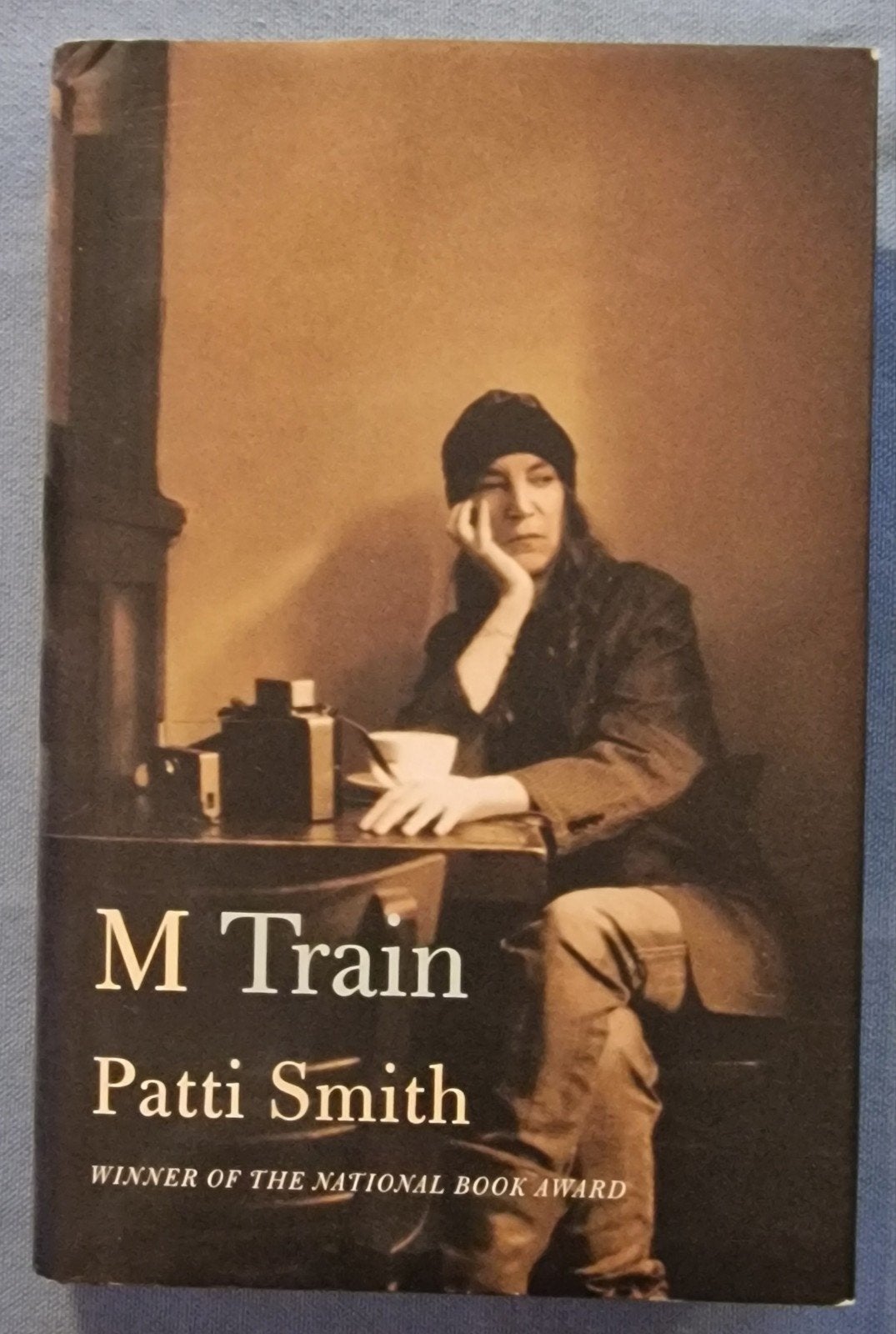 M Train - Patti Smith (Engels), Boeken, Ophalen of Verzenden, Zo goed als nieuw, Patti Smith, Amerika