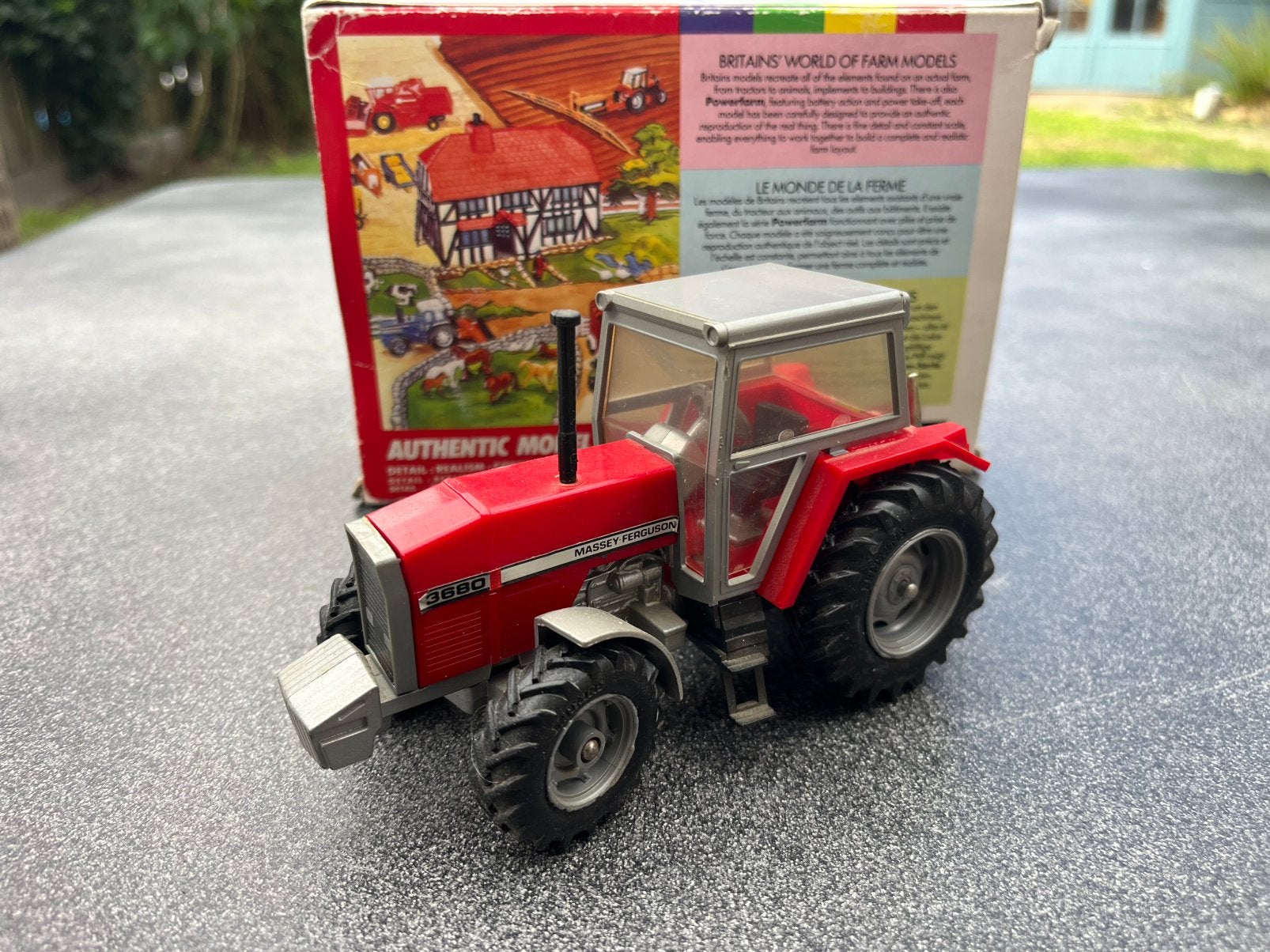 Massey Ferguson 3680 tractor Britains 9501, Ophalen of Verzenden, Zo goed als nieuw, Tractor of Landbouw, Britains