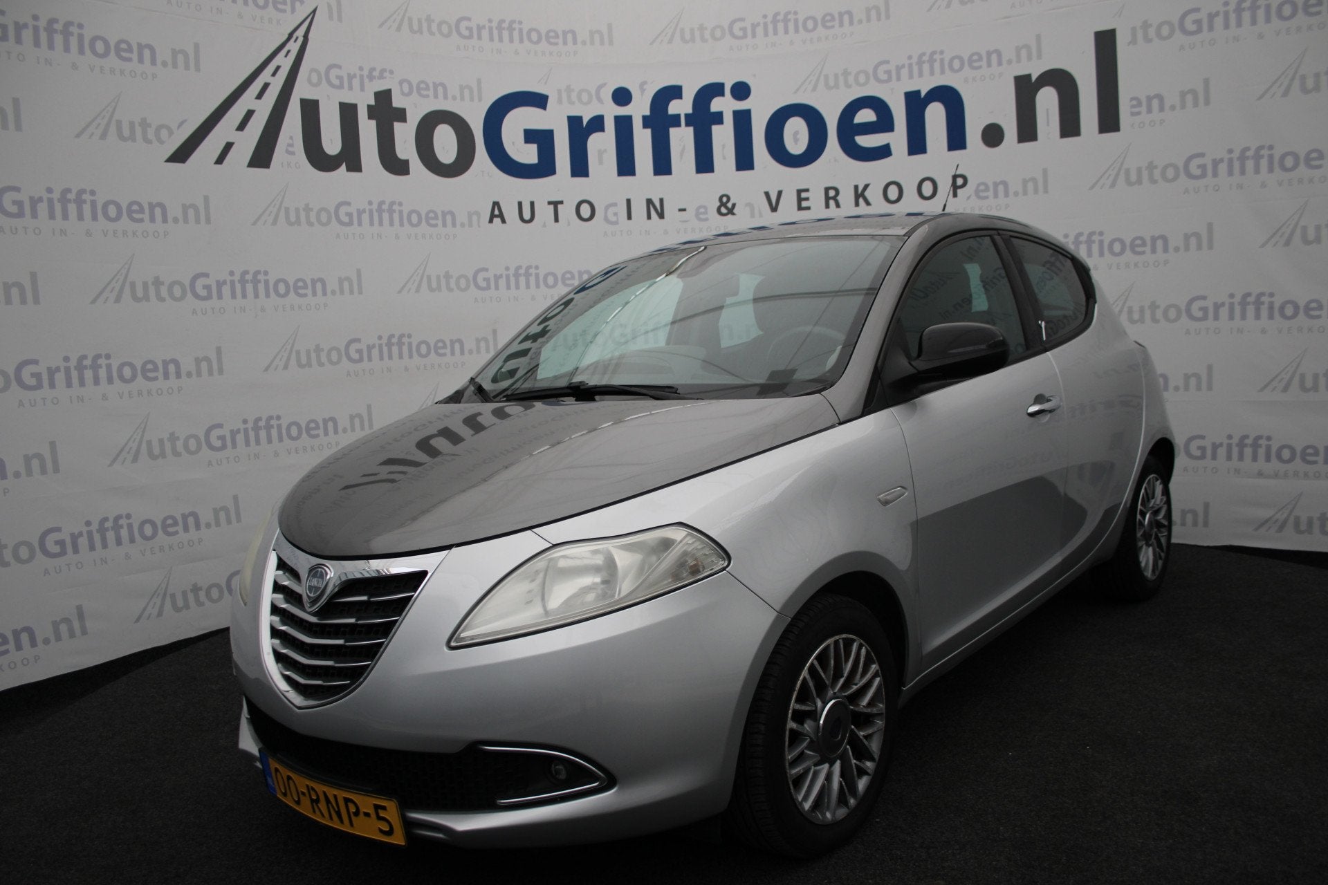 Lancia Ypsilon 0.9 TwinAir Platinum nette hatchback met NAP