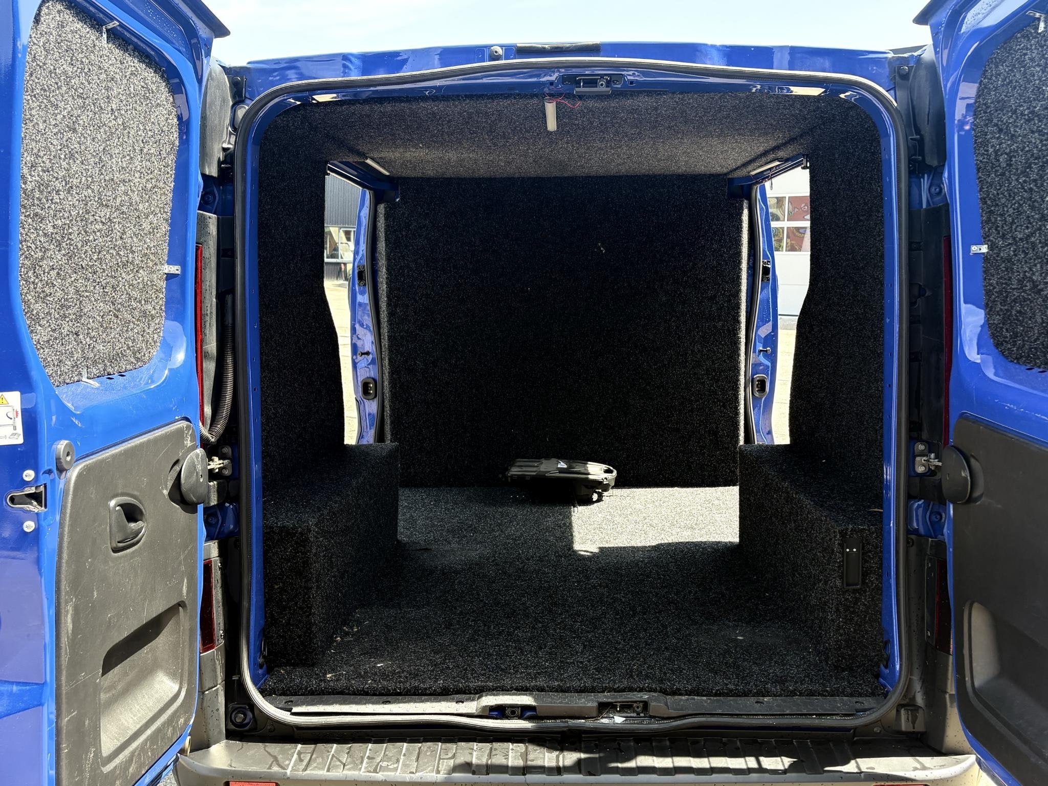 Renault Trafic 2.0 dCi 150PK MARGE | CARPLAY | 2x SCHUIFD. |, Auto's, Stof, Euro 6, 4 cilinders, Bedrijf
