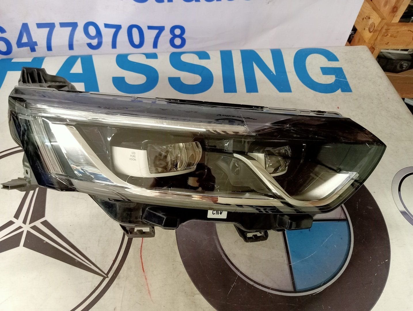 Renault KOLEOS KOPLAMP 260109289R, Gebruikt, -, Renault, -