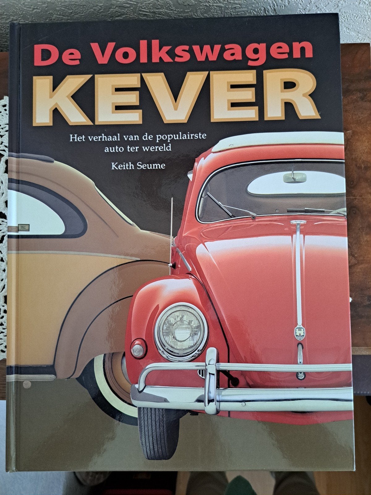 De Volkswagen Kever - Het verhaal van de populairste auto, Ophalen of Verzenden, Zo goed als nieuw, Volkswagen, Keith Seume