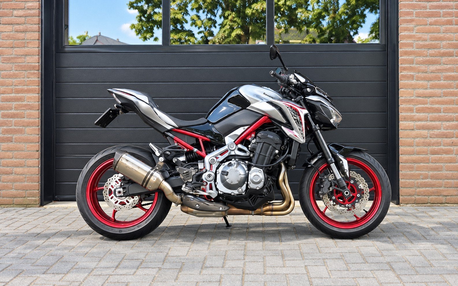 Kawasaki Z900 Performance Akrapovič, Particulier, Naked bike