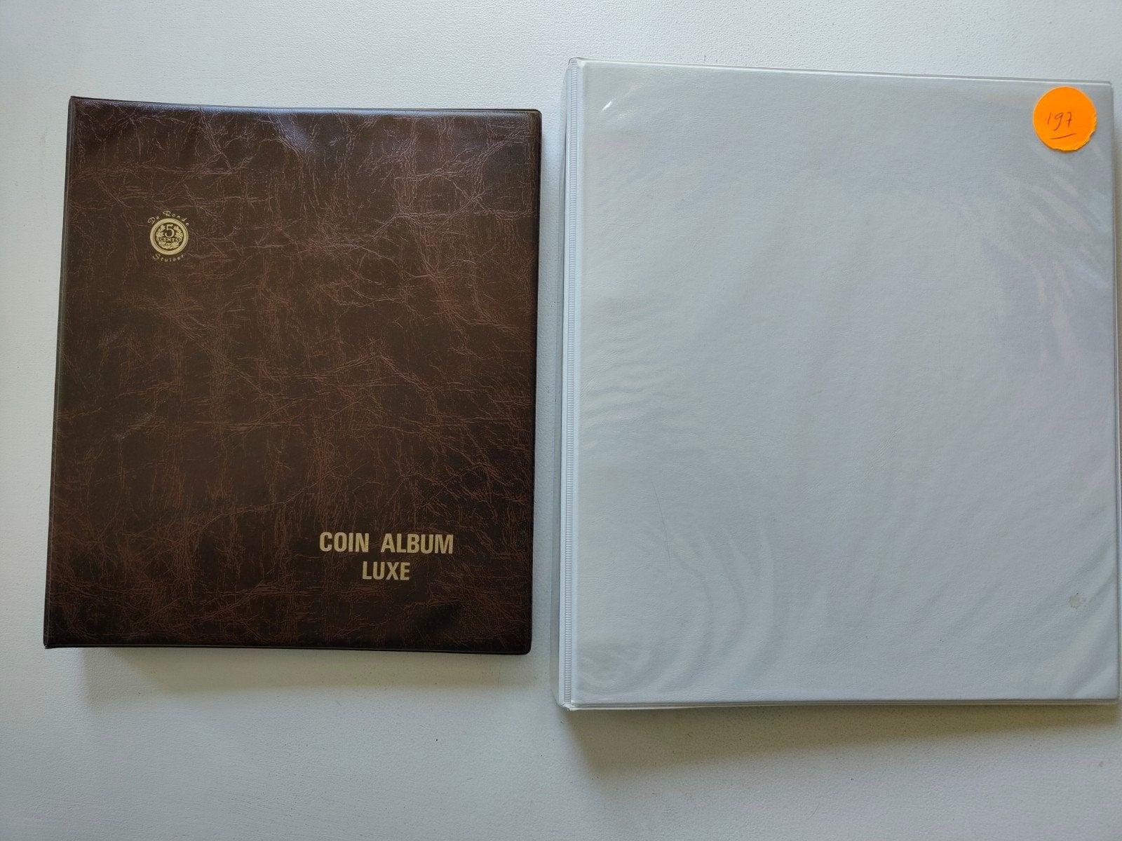 2 albums met 254 verschillende munten vanaf 1889, Ophalen of Verzenden