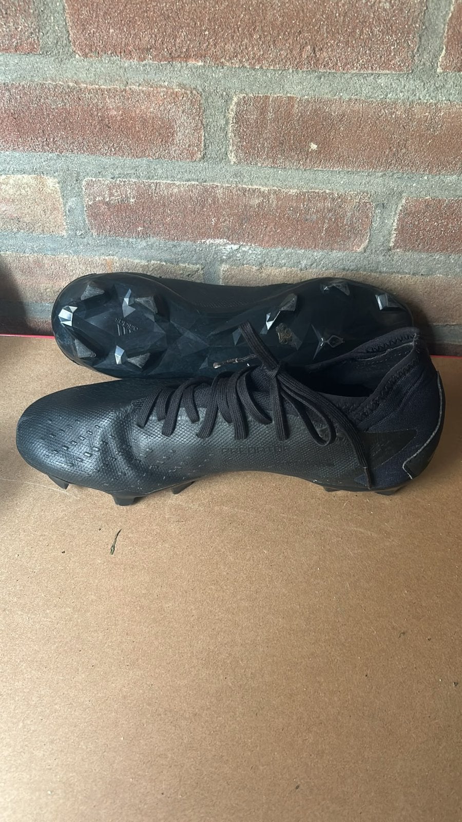 Voetbalschoenen maat 39, Ophalen of Verzenden, Gedragen, Sportschoenen, Zwart