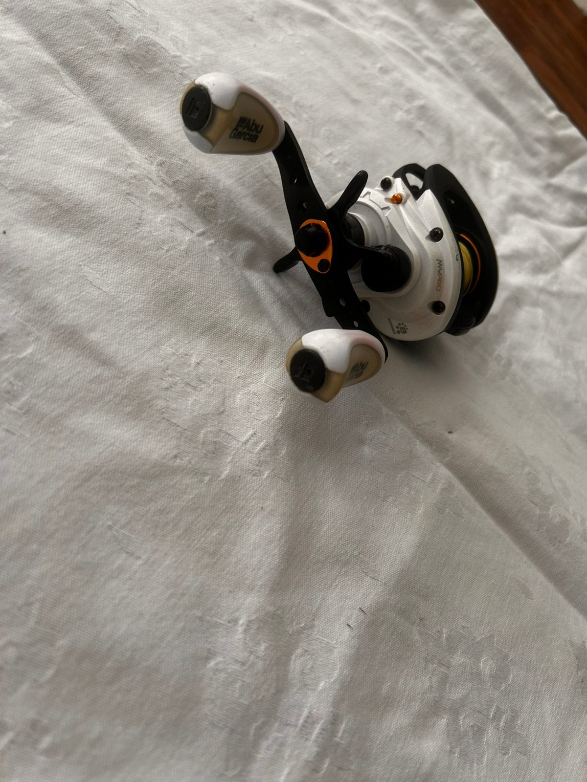 Abu garcia max4pro reel, Ophalen, Gebruikt, Molen