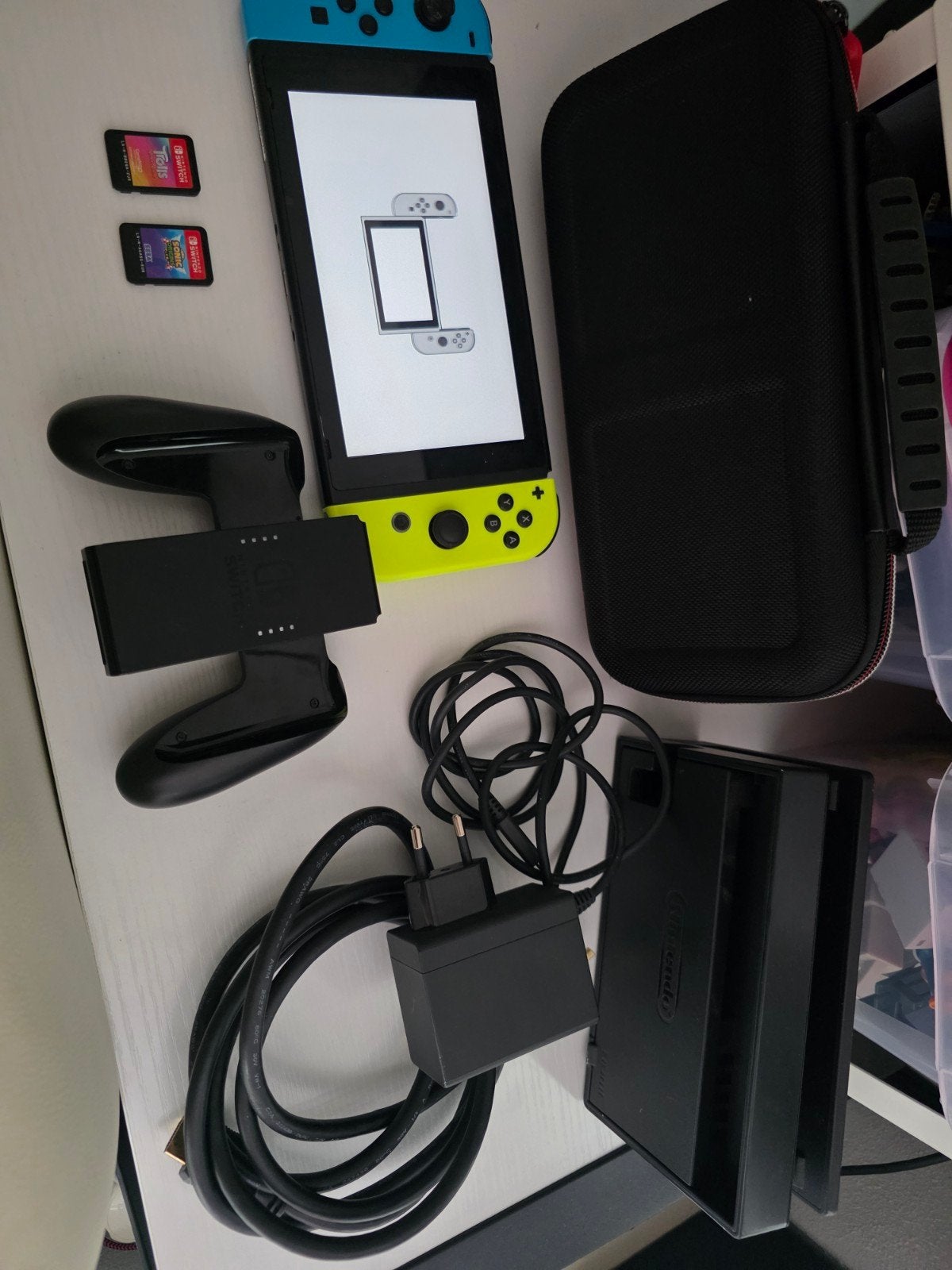Nintendo Switch 2019 Upgrade met games en accessoires, Spelcomputers en Games, Spelcomputers | Nintendo Switch, Met 2 controllers