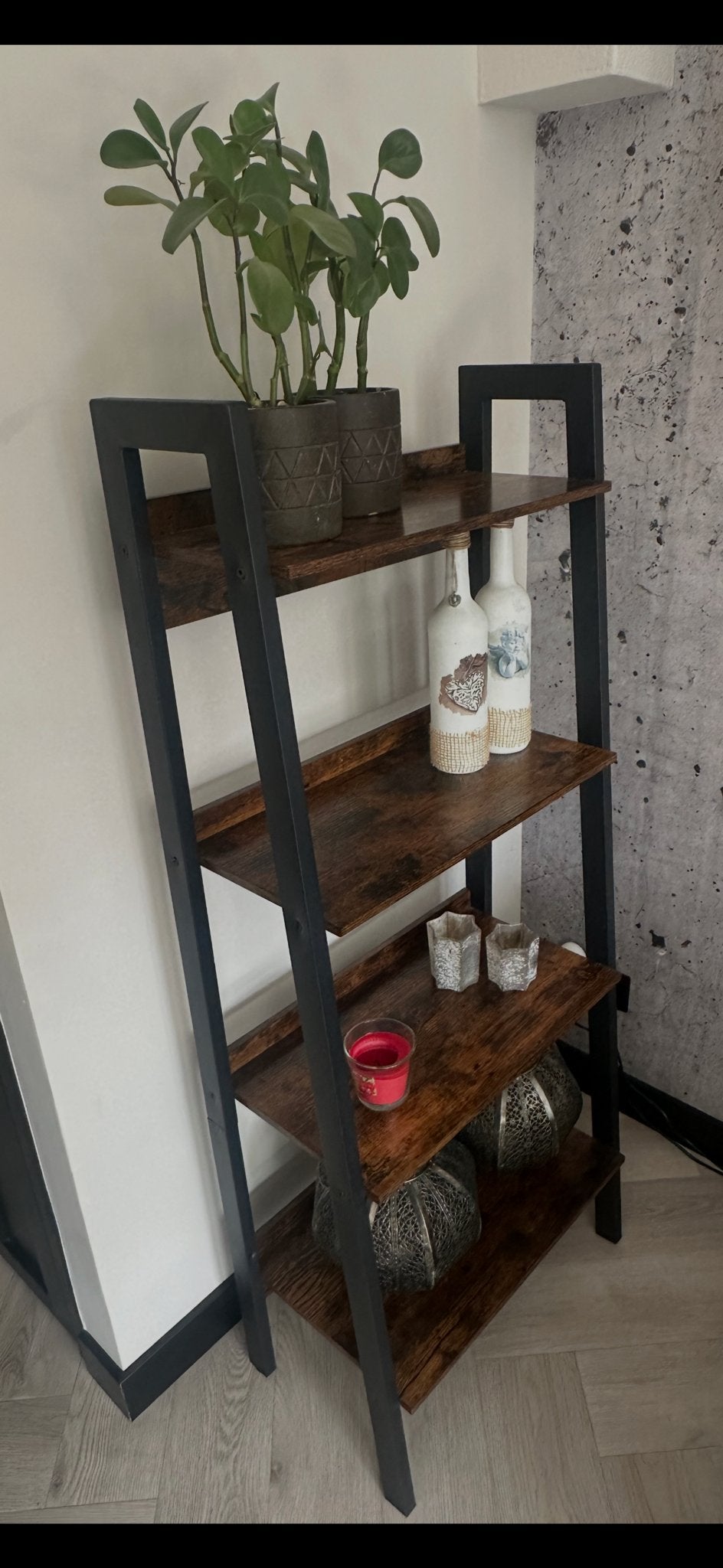 Industriële Ladderrek / Boekenkast  met 4 Planken, Ophalen, Zo goed als nieuw