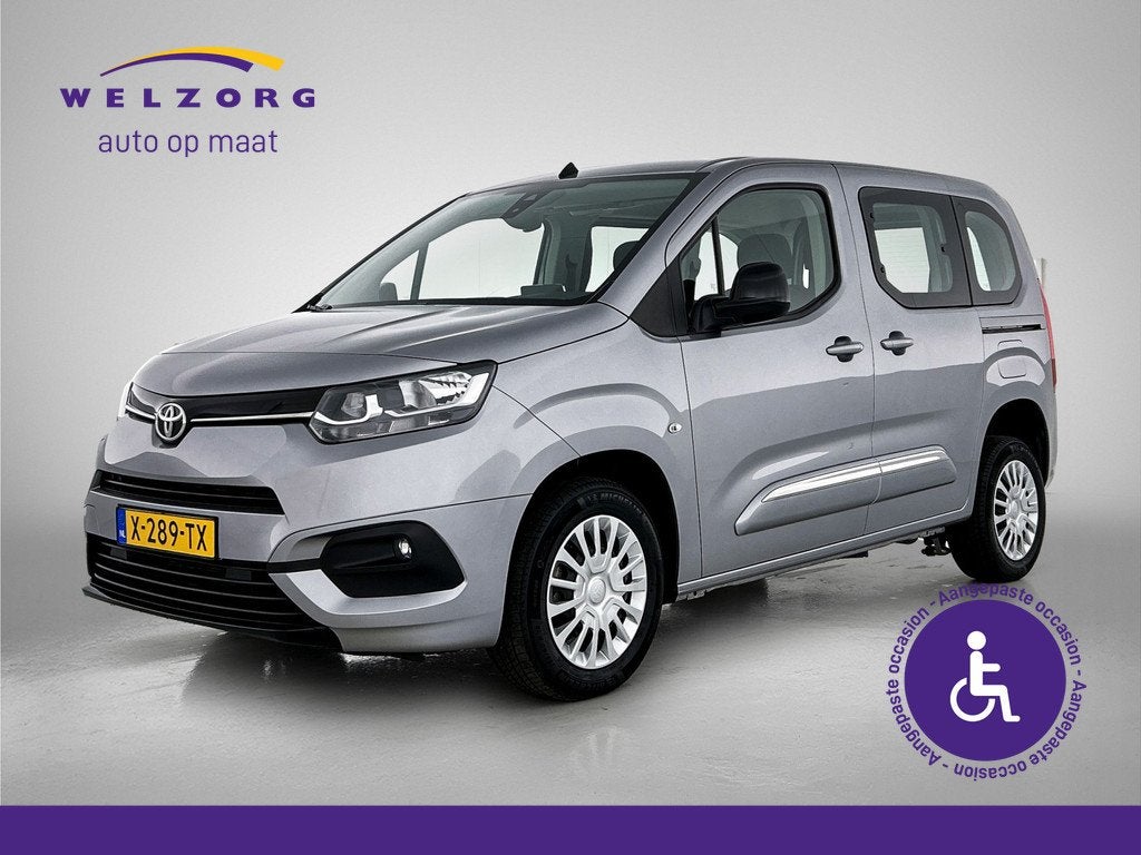 Toyota PROACE CITY Verso 1.2 Turbo Live | Rolstoelauto (nieu, Auto's, Toyota, Voorwielaandrijving, 12 maanden, Stof, Gebruikt