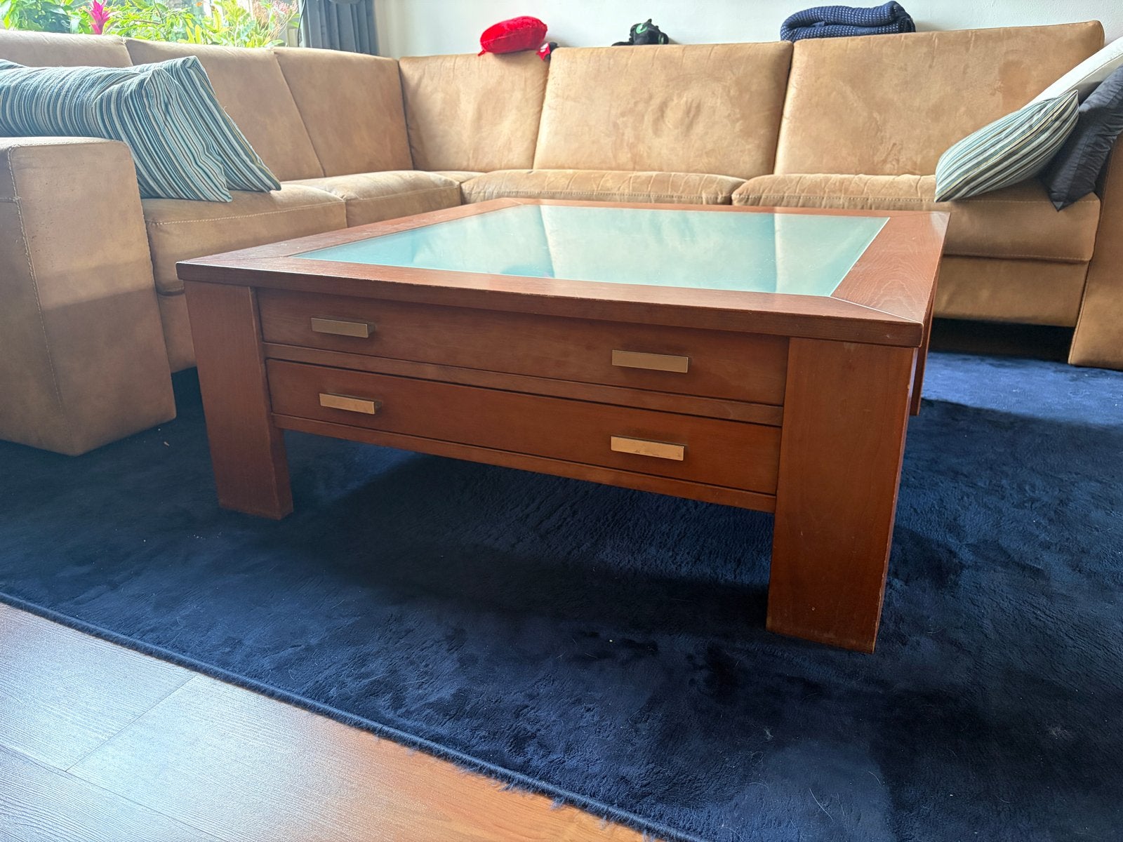 Vierkante salontafel 110x110cm kersenhout met melkglazen bla, Ophalen, Glas, Gebruikt, Vierkant