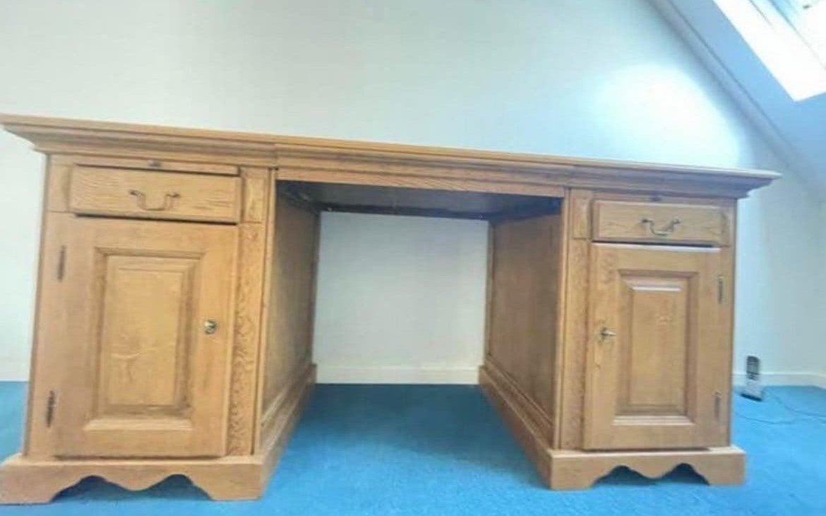 Massief Eikenhouten Bureau met Lades en Kasten, Gebruikt, Bruin, Ophalen of Verzenden, Klassiek