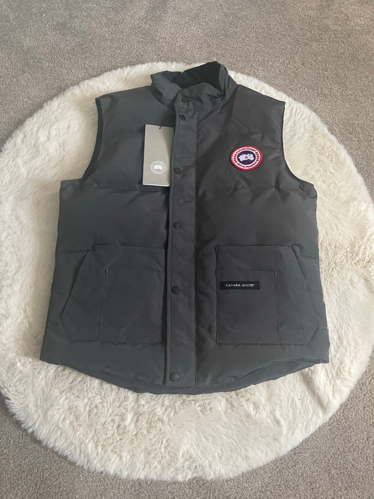 Canada Goose Bodywarmer Grijs - Nieuw met labels, Kleding | Heren, Ophalen of Verzenden, Nieuw, Maat 48/50 (M), Grijs