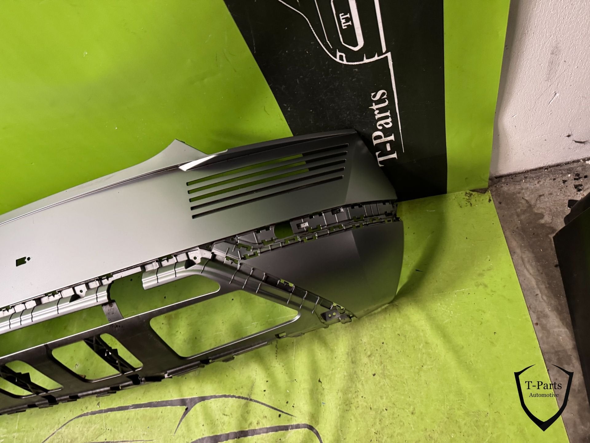 hyundai ioniq 5 achterbumper bumper, Gebruikt, Heolleung-ro 12
06797  Seoul, Ophalen of Verzenden, Info@hyundai.com