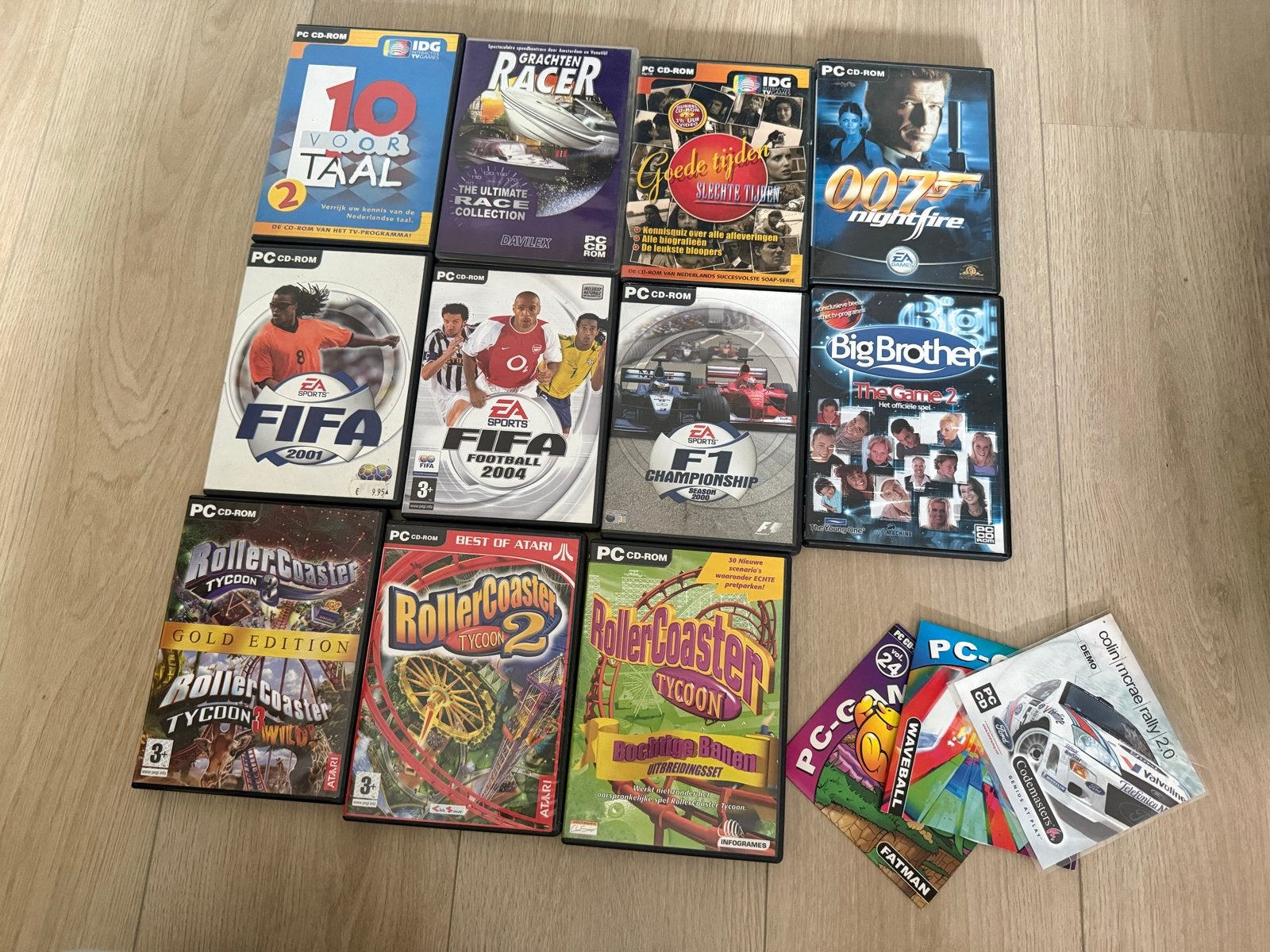 PC CD-ROM Spellen Collectie: oa RollerCoaster Tycoon en FIFA, Gebruikt, Overige genres, 1 speler, Eén computer