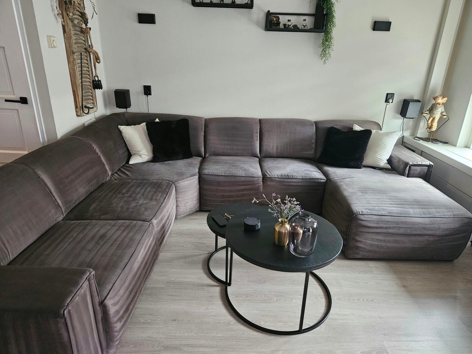€ 250 Grote hoekbank met chaise lounge en eethoek stoelen, Ophalen of Verzenden, Gebruikt, Stof