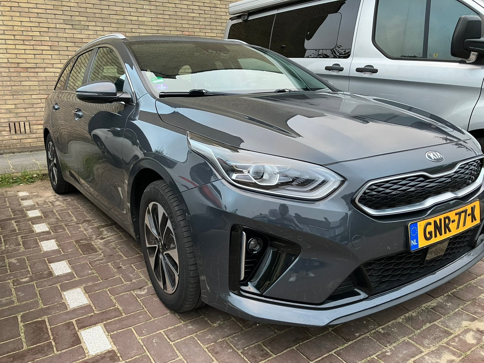Kia Ceed SW PHEV Dynamicplusline, TREKHAAK, winterwielen set, Auto's, Dealer onderhouden, Euro 6, Leder en Stof, Plug-in hybride