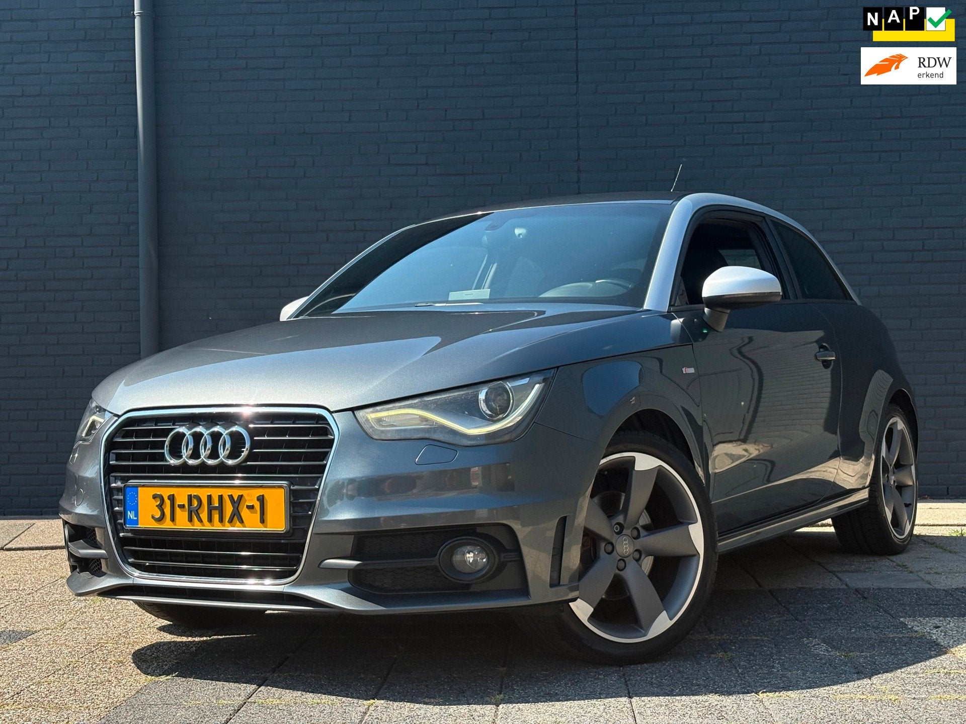Audi A1 1.4 TFSI | Automaat | 3 x S-Line | 185PK, Euro 5, 4 cilinders, 1165 kg, 4 stoelen