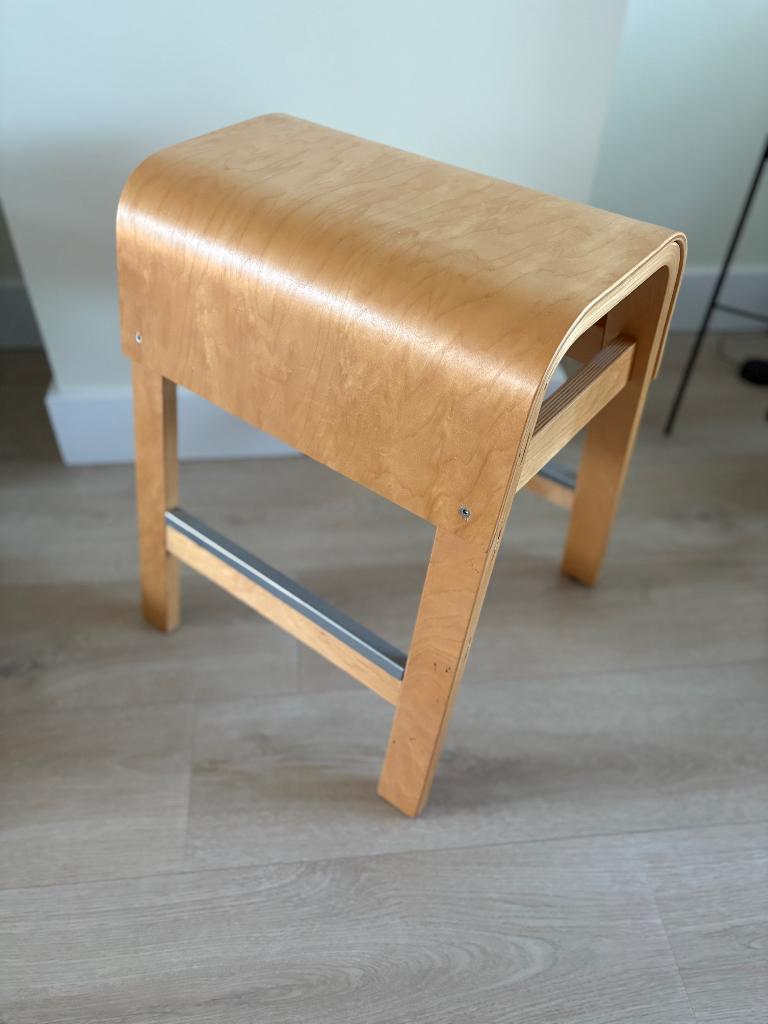 IKEA Salve kruk Ehlén Johansson 2002 hout Artek style design, Huis en Inrichting, Ophalen, Gebruikt, Hout