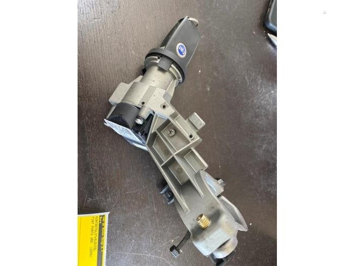 Kontaktslot + Sleutel van een Fiat Punto Grande, Gebruikt, -, -, Fiat