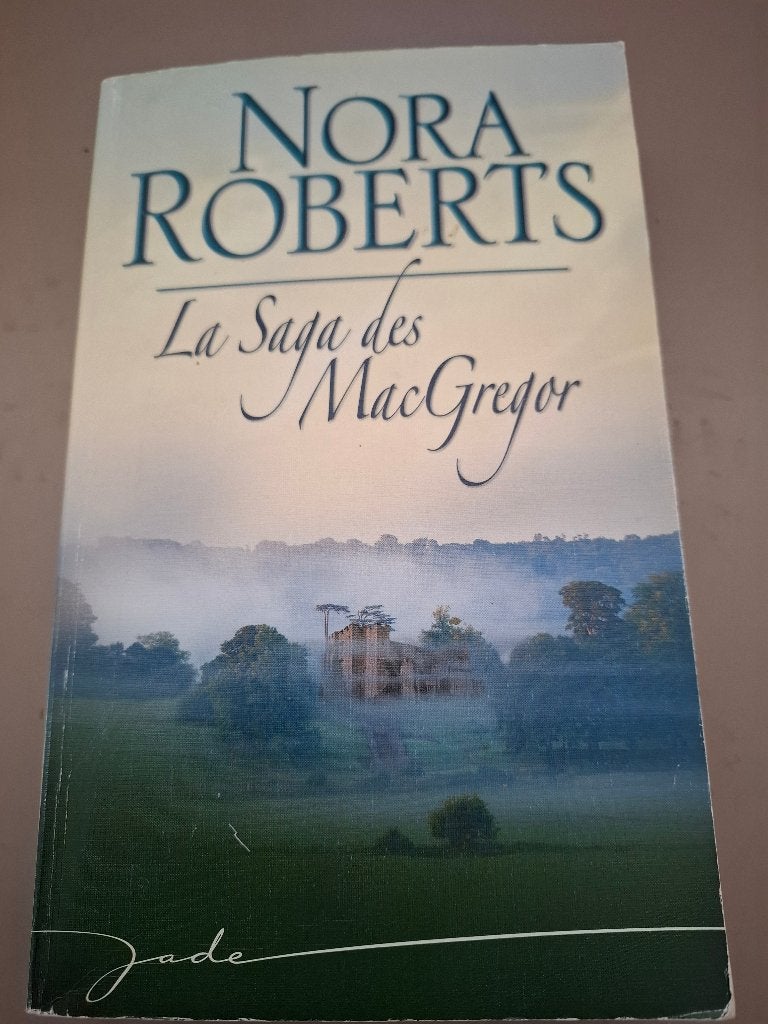 Nora Roberts - La saga des MacGregor - Franstalig, Ophalen of Verzenden, Gelezen, Nora Roberts, Amerika