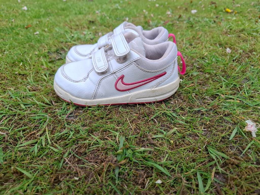 Nike maat 25, Ophalen, Zo goed als nieuw