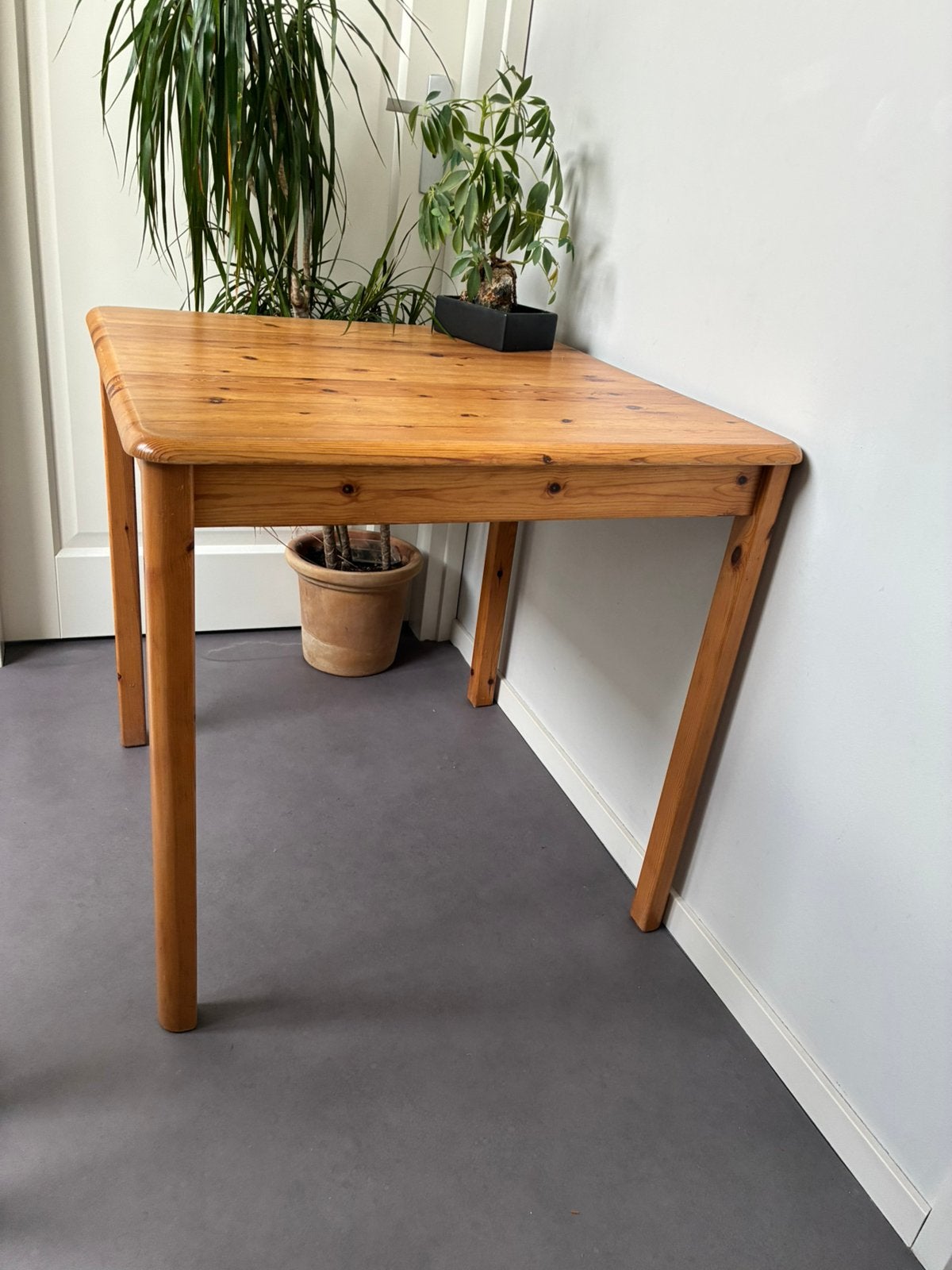 Grenen tafeltje ikea, Gebruikt, 50 tot 100 cm, Vierkant, Grenenhout