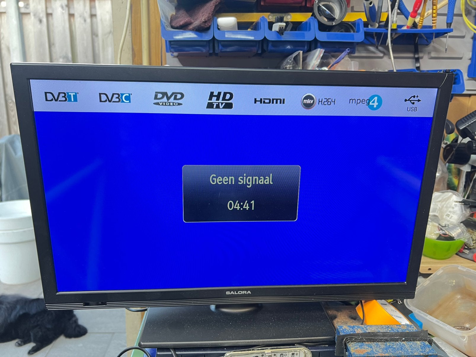 Salora televisie, 24 inch, Ophalen, Zo goed als nieuw, 50 Hz, Overige merken
