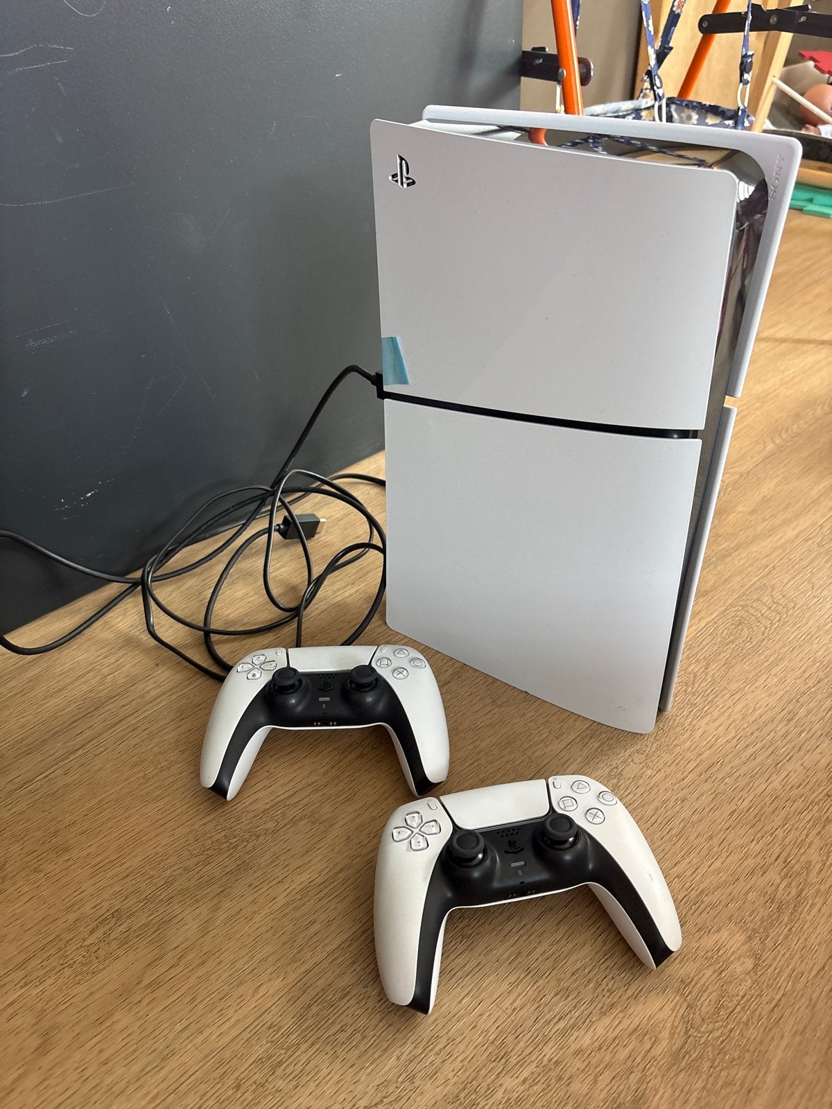 PlayStation 5 Disc Edition met 2 controllers, Ophalen of Verzenden, Zo goed als nieuw, Playstation 5